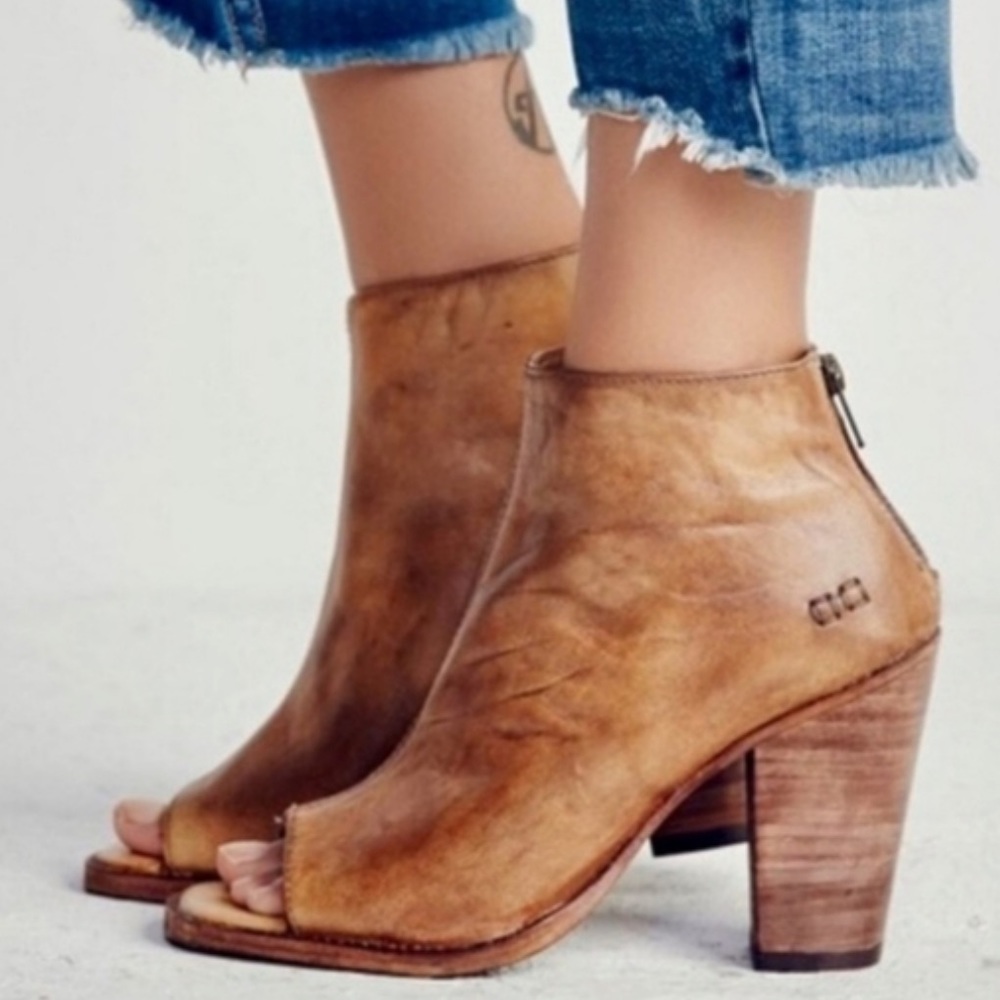 BED STU Onset tan driftwood open toe bootie